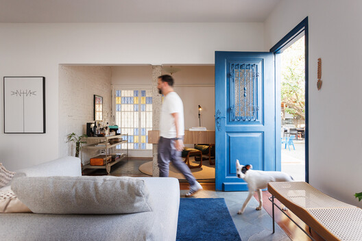 Renovation and Everyday Life: How Latin American Architecture Reinvents Existing Spaces - Image 27 of 27