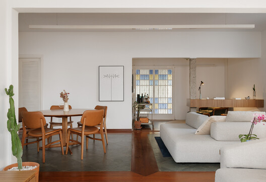 Renovation and Everyday Life: How Latin American Architecture Reinvents Existing Spaces - Image 23 of 27