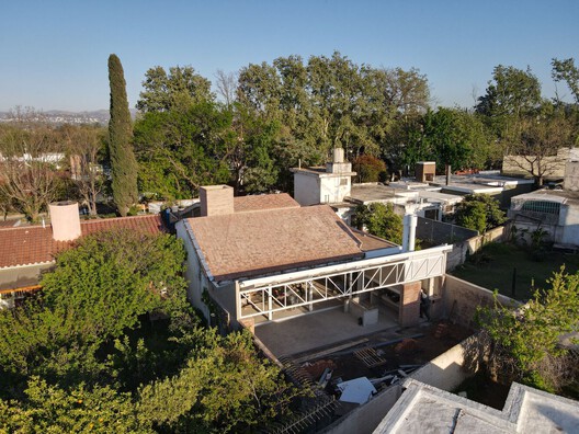 Renovation and Everyday Life: How Latin American Architecture Reinvents Existing Spaces - Image 8 of 27