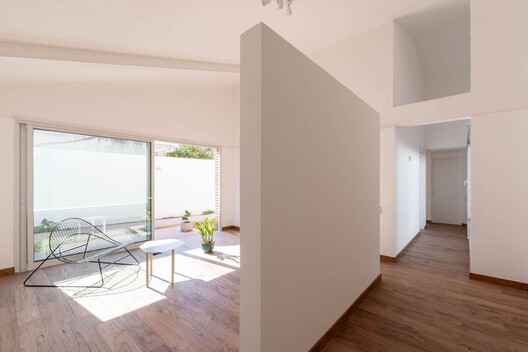 Renovation and Everyday Life: How Latin American Architecture Reinvents Existing Spaces - Image 5 of 27