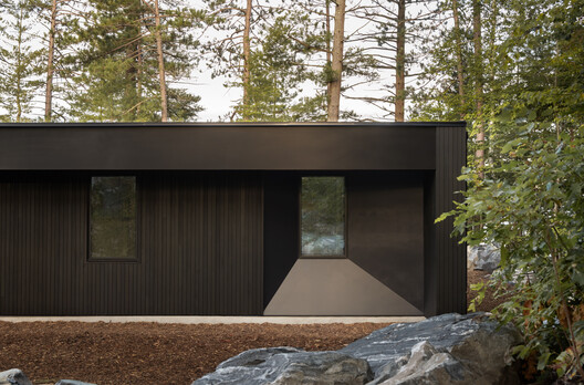 Manitouwaba Lake House / Daymark - Exterior Photography, Wood