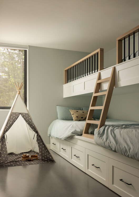 Manitouwaba Lake House / Daymark - Interior Photography, Bedroom, Bed, Wood, Lighting