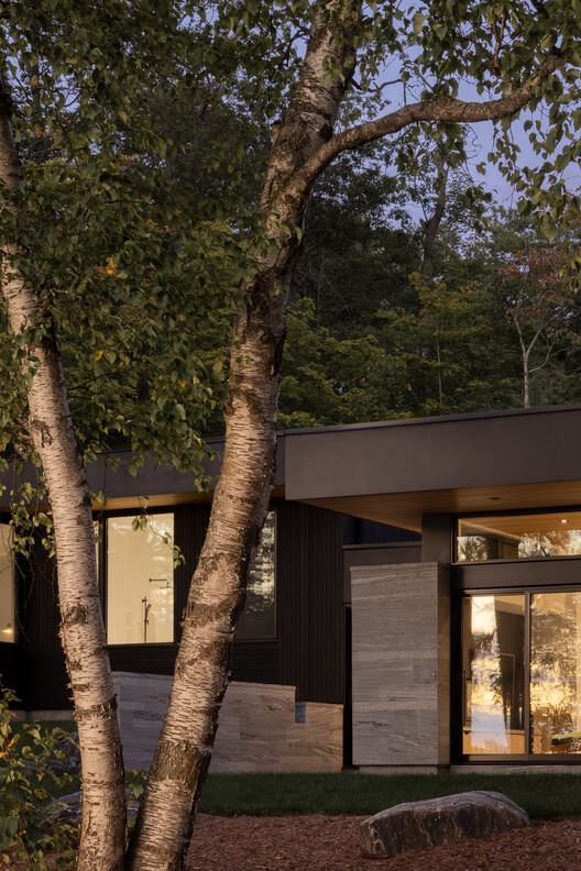 Manitouwaba Lake House / Daymark - Image 19 of 25