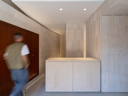 Centro Cultural Abeurador Santanyi / Arquitectura Rambla 9 Centro Cultural Abeurador Santanyi / Arquitectura Rambla 9 - Fotografía interior, Cocina, Madera