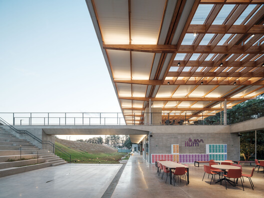 Centro de Vivência ILUM / 23 SUL - Fotografia de Interiores