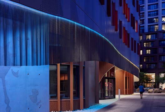 Indigenous Hub  / BDP Quadrangle + Two Row Architect + Stantec Architecture  + ERA Architects - Exterior Photography