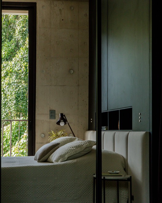 Casa Circular / Bloco B arquitetura - Fotografia de Interiores, Dormitório, Iluminação, Cama, Cadeira