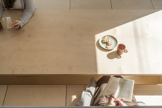 Anzio Laneway House / Imu Chan Architecture - Interior Photography, Wood, Table