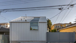 Anzio Laneway House / Imu Chan Architecture