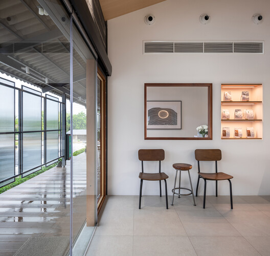 The Rubber.er Cafe /  SA-ARD studio - Interior Photography, Wood, Glass