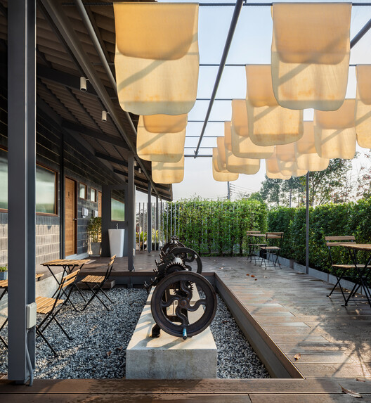 The Rubber.er Cafe /  SA-ARD studio - Interior Photography, Beam