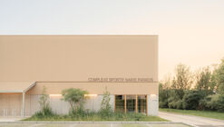 Renovation and extension of the Marie Paradis sports complex  / bureau faceB + LFA