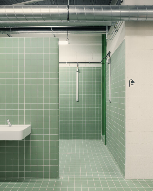 Renovation and extension of the Marie Paradis sports complex  / bureau faceB + LFA - Interior Photography, Bathroom