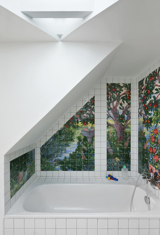 Elevation of a Family House in Bagnolet / 127af - Image 5 of 21