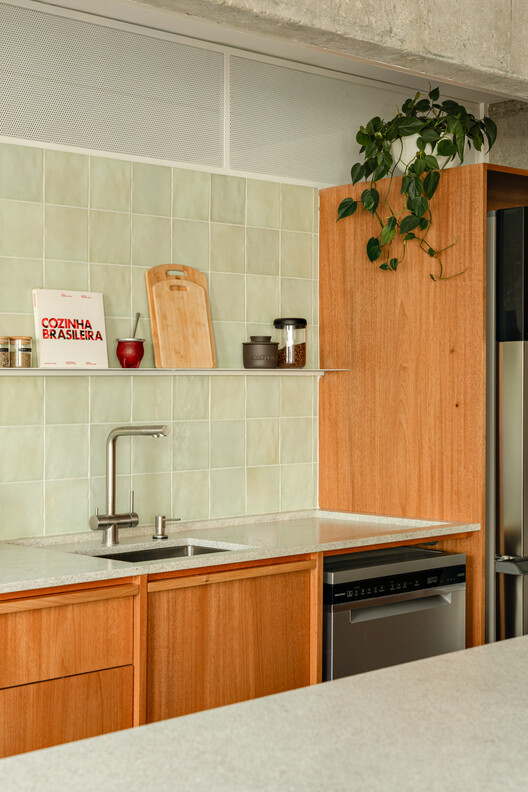 Apartamento Paulista / COTA760 - Fotografia de Interiores, Cozinha, Bancada, Madeira, Pia