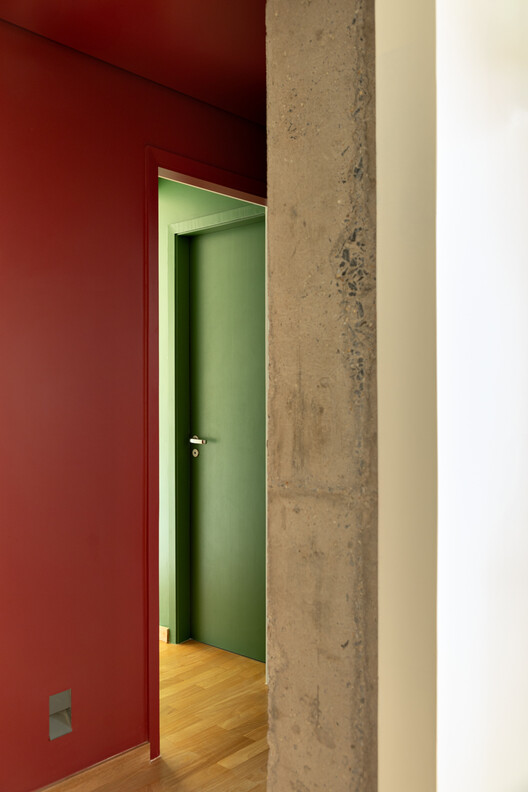 Itacolomi Apartment / COTA760 Itacolomi Apartment / COTA760 - Interior Photography, Wood, Door
