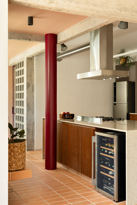 Apartamento Itacolomi / COTA760 - Imagem 4 de 25