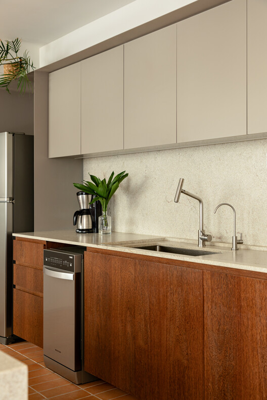 Itacolomi Apartment / COTA760 Itacolomi Apartment / COTA760 - Interior Photography, Kitchen, Countertop, Wood, Sink