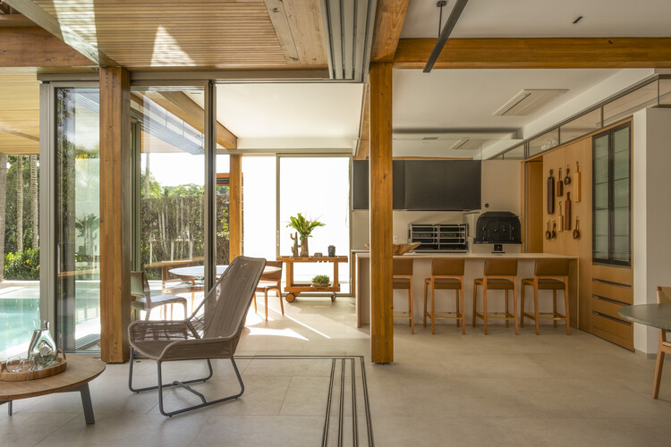 Residência LAF / Patricia Martinez Arquitetura - Imagem 4 de 17