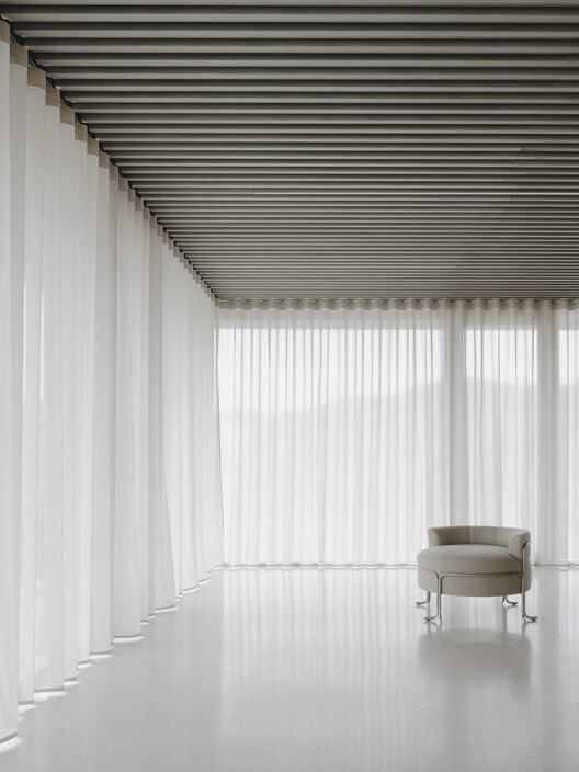 Raiffeisen Bank, Savosa / celoria Architects - Image 4 of 30