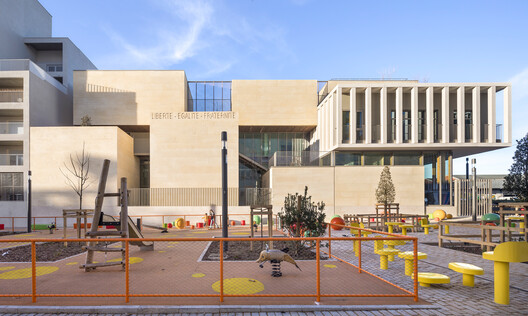 Les Fabriques School / Brenac & Gonzalez & Associés - Exterior Photography, Concrete