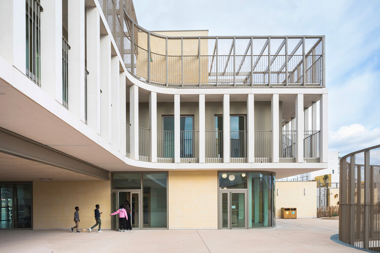 Les Fabriques School / Brenac & Gonzalez & Associés - Exterior Photography, Concrete