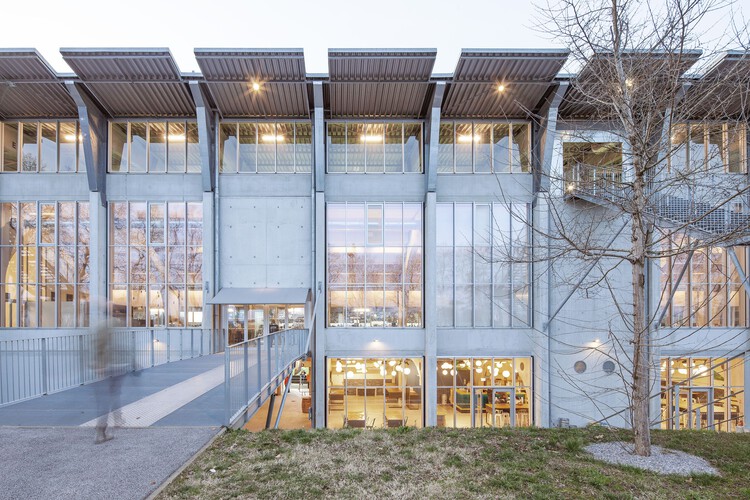 Jean Dauger Stadium / Patrick Arotcharen Architecte - More Images