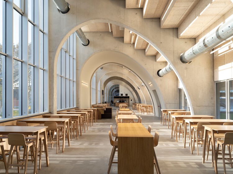 让·多热(Jean Dauger)体育场 / Patrick Arotcharen Architecte - 室内图, 餐厅, 灯, 玻璃, 椅子