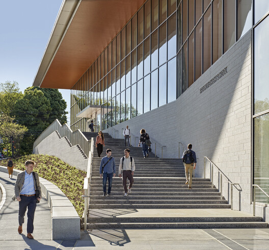 Brookline High School - 22 Tappan Building / William Rawn Associates