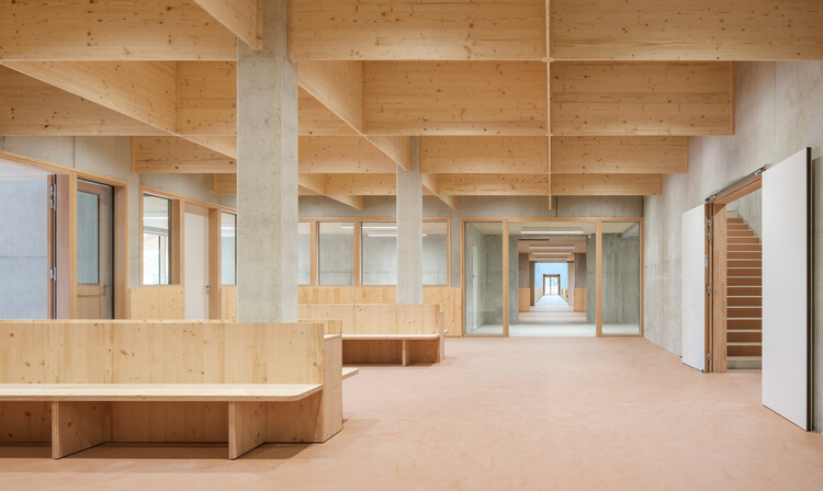 Escola Gradignan / Ateliers Mathieu Laporte + Fagart & Fontana - Fotografia de Interiores, Madeira