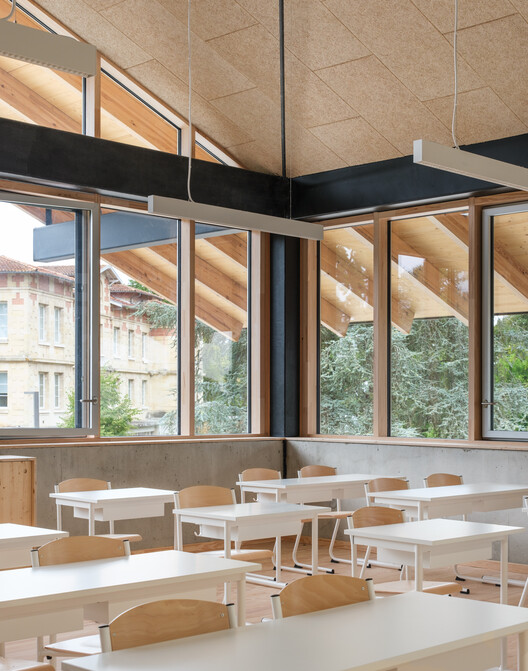 Gradignan School / Ateliers Mathieu Laporte + Fagart & Fontana - Interior Photography, Wood, Chair