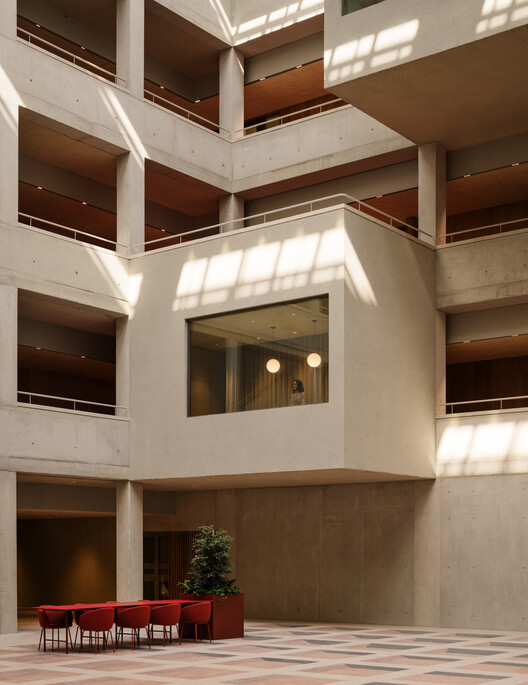 Faculty of Psychology of the University of Warsaw / Projekt Praga - Interior Photography, Wood