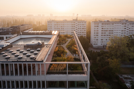 Faculty of Psychology of the University of Warsaw / Projekt Praga - Interior Photography, Balcony