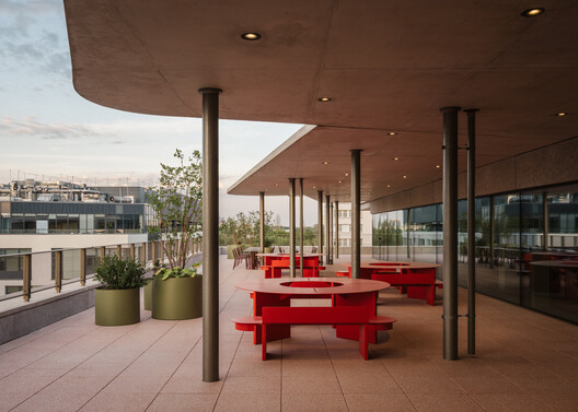 Faculty of Psychology of the University of Warsaw / Projekt Praga - Interior Photography, Concrete