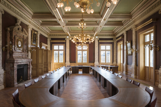 Chamber of Notaries of Paris / L'Atelier Senzu + LAGNEAU Architectes Chamber of Notaries of Paris / L'Atelier Senzu + LAGNEAU Architectes - Interior Photography, Dining room, Lighting, Wood, Chair, Glass
