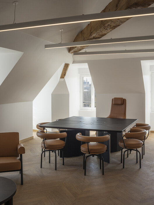 Chamber of Notaries of Paris / L'Atelier Senzu + LAGNEAU Architectes Chamber of Notaries of Paris / L'Atelier Senzu + LAGNEAU Architectes - Interior Photography, Dining room, Wood, Chair, Table, Lighting