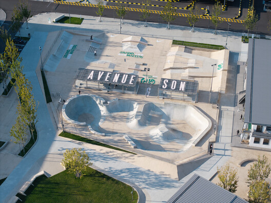 AVENUE & SON Skatepark / Various Associates AVENUE & SON Skatepark / Various Associates - Exterior Photography, Concrete