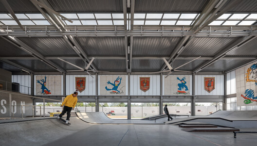 AVENUE & SON Skatepark / Various Associates AVENUE & SON Skatepark / Various Associates - Interior Photography