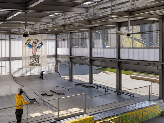 AVENUE & SON Skatepark / Various Associates AVENUE & SON Skatepark / Various Associates - Interior Photography