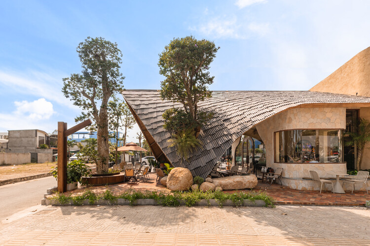 The 1999’s Coffee / KQI Architect - More Images