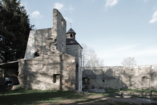Castle Ruin Reichenau / [tp3] architekten - Image 7 of 24
