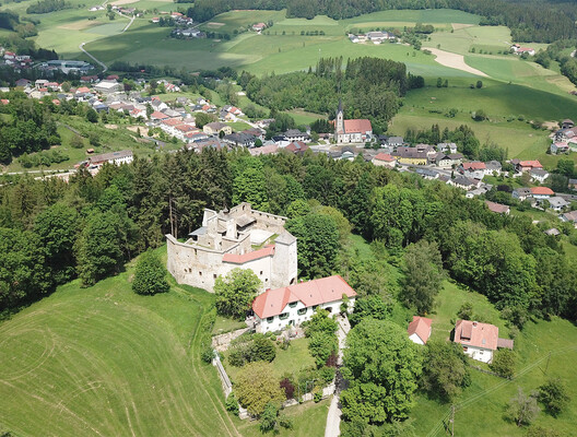 Castle Ruin Reichenau / [tp3] architekten - Image 19 of 24