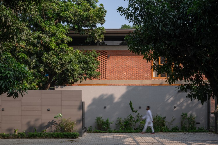 The Gorakhpur Farmhouse / W5 Architects - Exterior Photography, Courtyard
