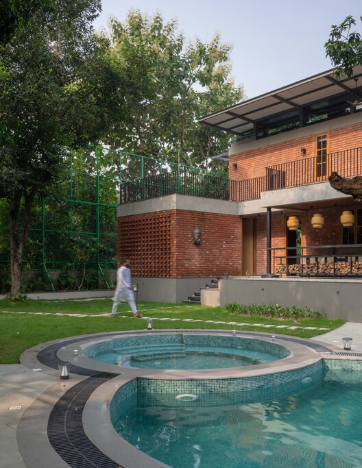 The Gorakhpur Farmhouse / W5 Architects - Exterior Photography, Garden, Courtyard