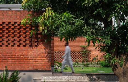 The Gorakhpur Farmhouse / W5 Architects - Exterior Photography, Brick, Garden