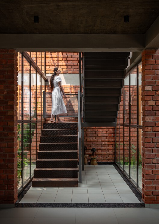 The Gorakhpur Farmhouse / W5 Architects - Interior Photography, Brick, Glass, Stairs