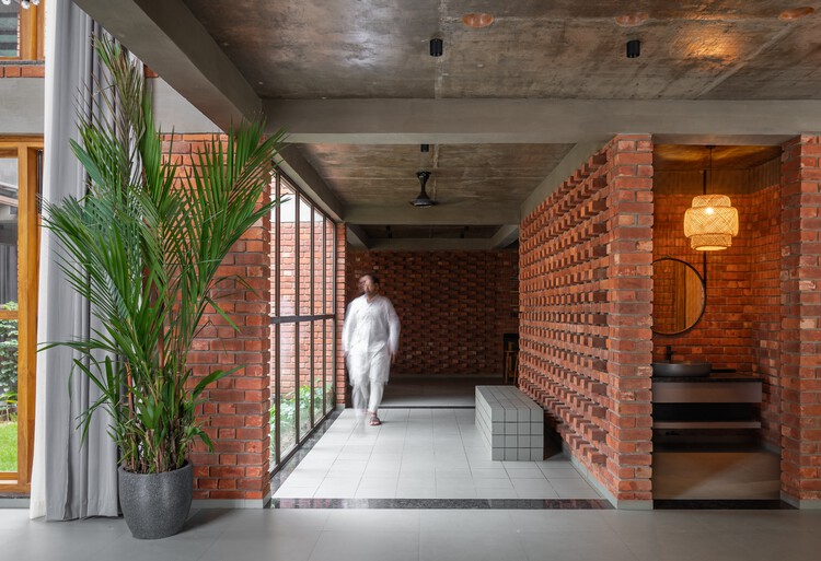 Casa Rural Gorakhpur / DW5 Architects - Fotografia de Interiores, Tijolo