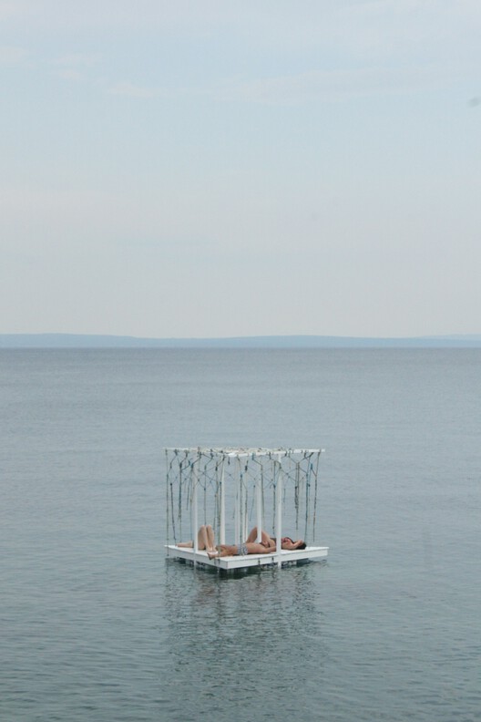 Plivatri Pavilion / MEDS (Meetings of Design Students) + Ahmad El Zu'bi + Leda Demetriadou + Stefanie Zins - Exterior Photography, Waterfront