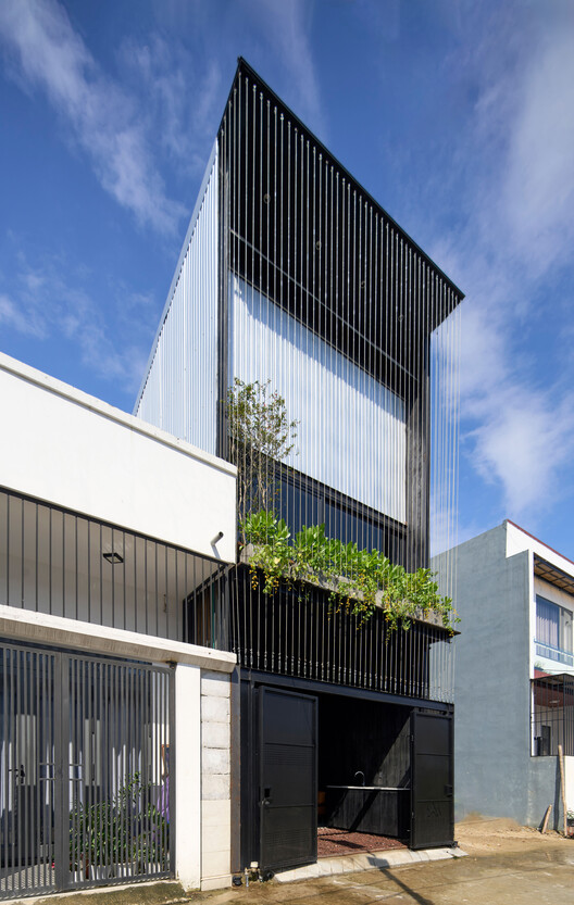 Bối Bống House / TRAN TRUNG Architects Bối Bống House / TRAN TRUNG Architects - Exterior Photography