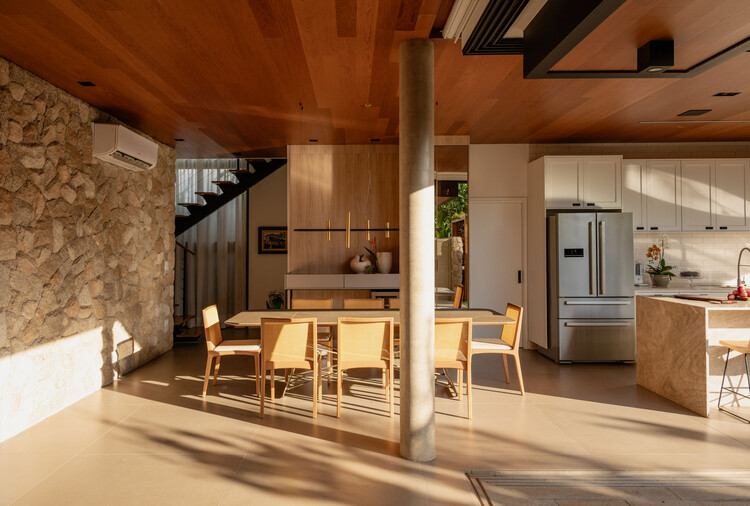 Casa FR / DGL Arquitetura - Imagem 15 de 25